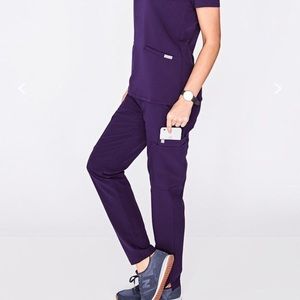 Figs scrubs set